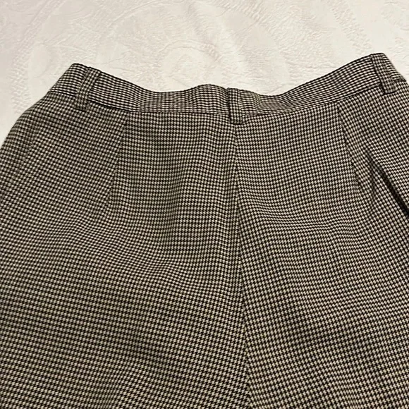 Harold’s wool black and beige check pants in perfect condition size 8 - Picture 6 of 6